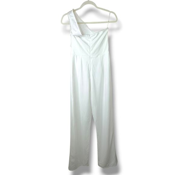 Lulus NWOT Devoted To Fun Ivory White One-Shoulder Sleeveless Jumpsuit Medium - Picture 8 of 10